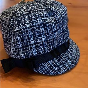 Kids size 2-4 hat - boutique NWT